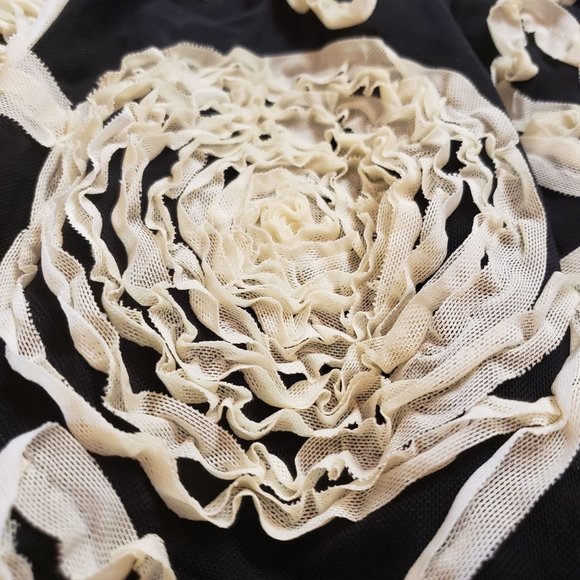 Anthropologie Burlap silk skirt size Small floral lace black cream new - Picture 5 of 9